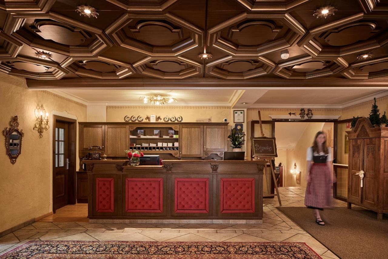 קורברה אין בדיה Hotel Table מראה חיצוני תמונה