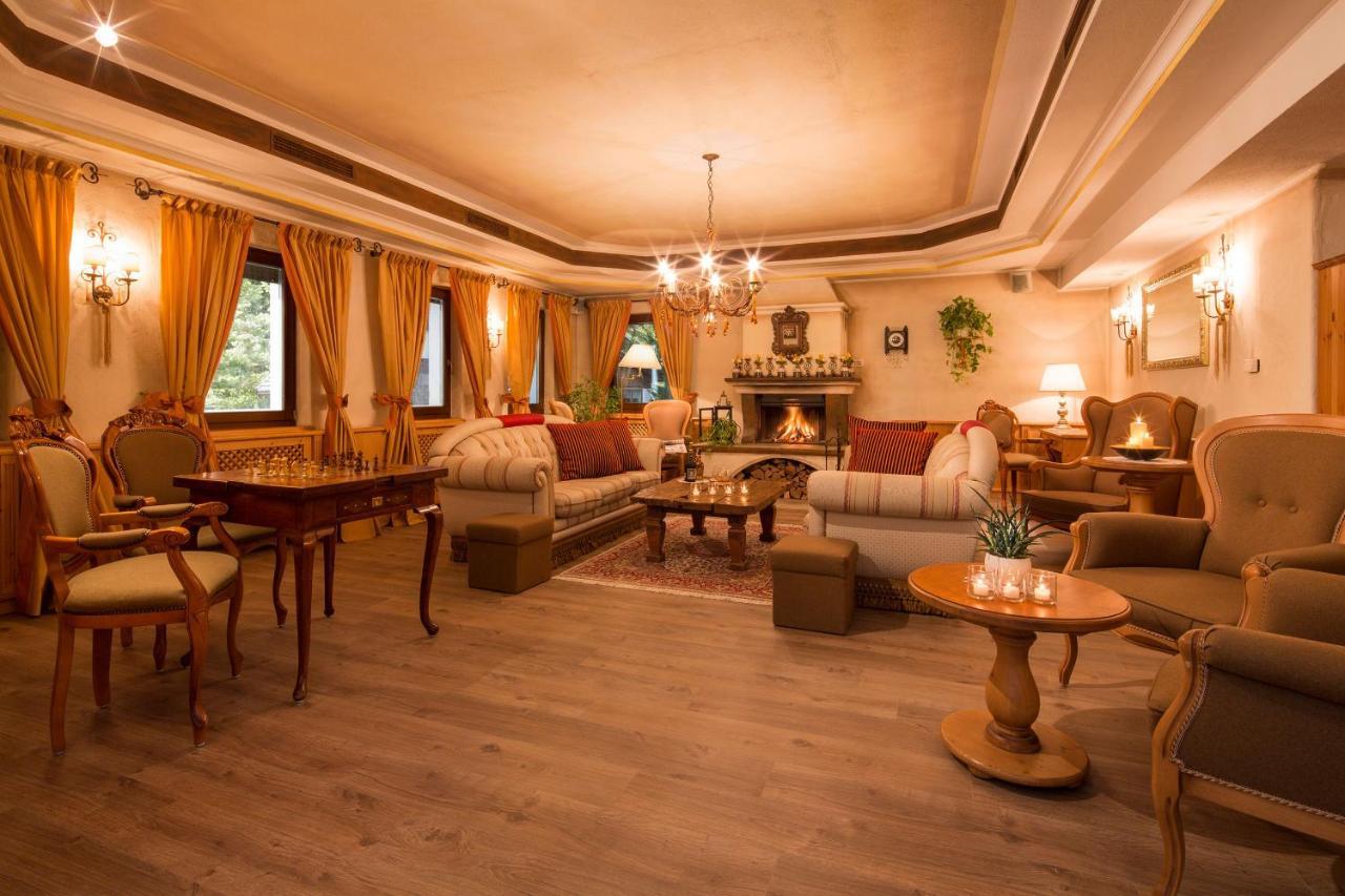 קורברה אין בדיה Hotel Table מראה חיצוני תמונה